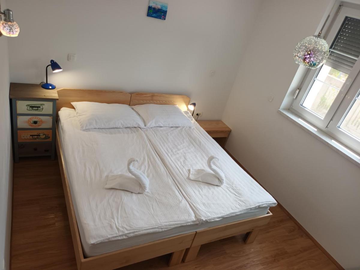 Accommodation Baron Ljubljana Ngoại thất bức ảnh